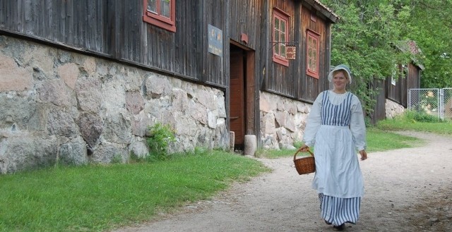 Uliczka w skansenie Luostarinmaki