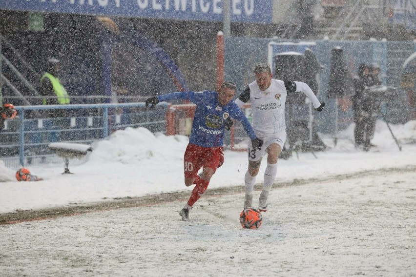 Piast Gliwice - Puszcza Niepołomice