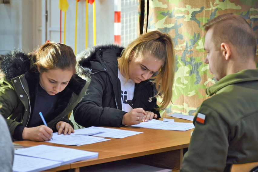 Pierwszy kurs służby przygotowawczej zakończy się 27 marca...