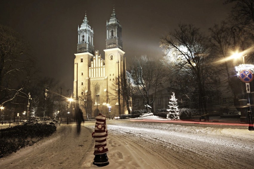 Poznań pokryty warstwą białego puchu wygląda magicznie....