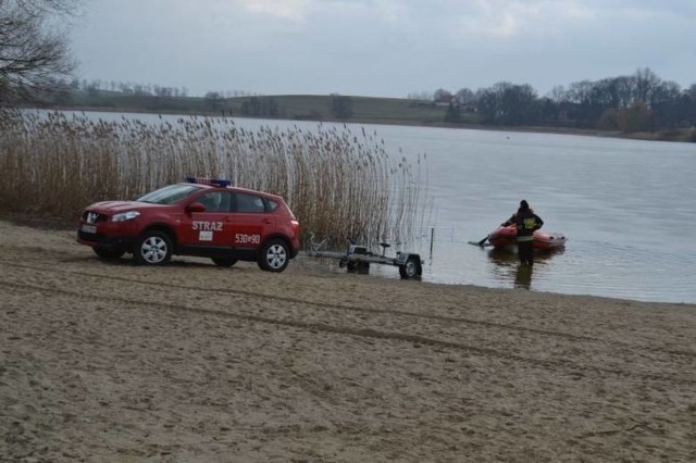 Akcja poszukiwawcza w jeziorze Zajezierskim, 24 lutego 2015 r.