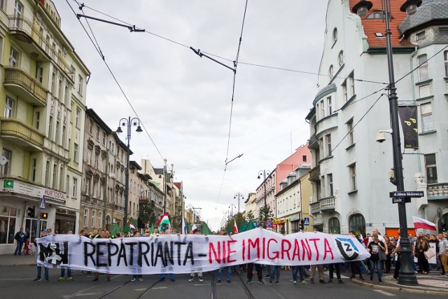 Młodzież Wszechpolska nie chce uchodźców w Bydgoszczy. Zamiast tego, zachęca do wspierania wszelkich inicjatyw, które mają na celu pomoc Polakom z Kresów Wschodnich.