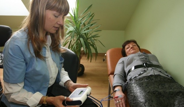 Doktor Katarzyna Krekora-Wollny chwaliła pacjentkę i jej zaangażowanie w akcję.