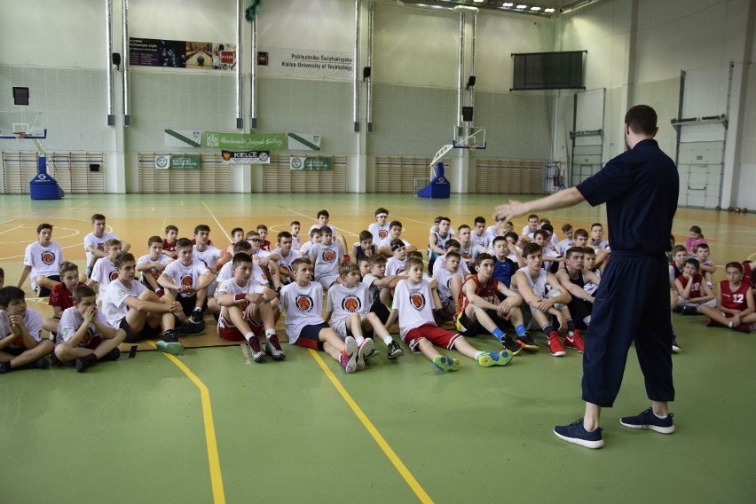 Donnie Arey, słynny amerykański trener koszykówki poprowadził trening w Kielcach (WIDEO, zdjęcia)