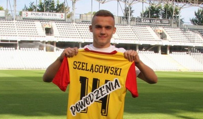 Daniel Szelągowski z Korony Kielce do 2025 roku podpisał...