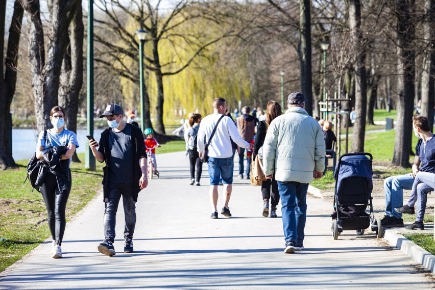 Zalew Nowohucki dawno nie gościł tylu mieszkańców