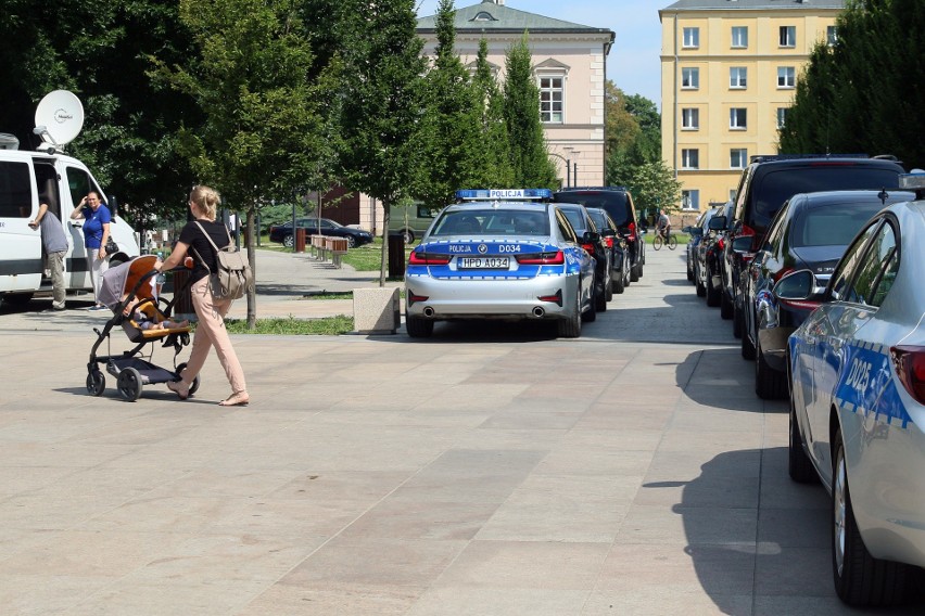 Ministrowie spraw zagranicznych Polski, Ukrainy i Litwy w Lublinie. Powołali „Trójkąt Lubelski". Zobacz zdjęcia