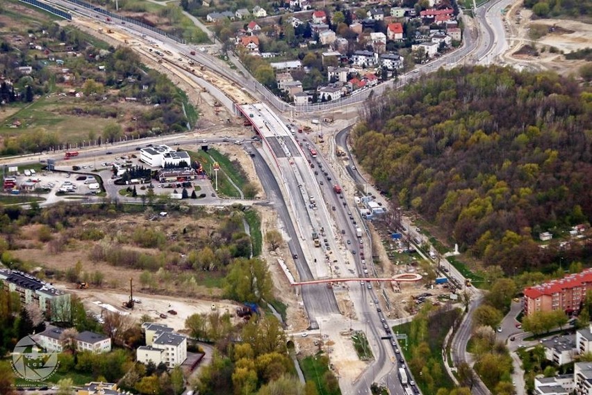 Lublin z pokładu śmigłowca. Zobacz m. in. stadion, most na Bystrzycy i Zalew Zemborzycki (ZDJĘCIA)