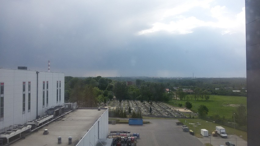 Ciemne chmury w pobliżu Milowic