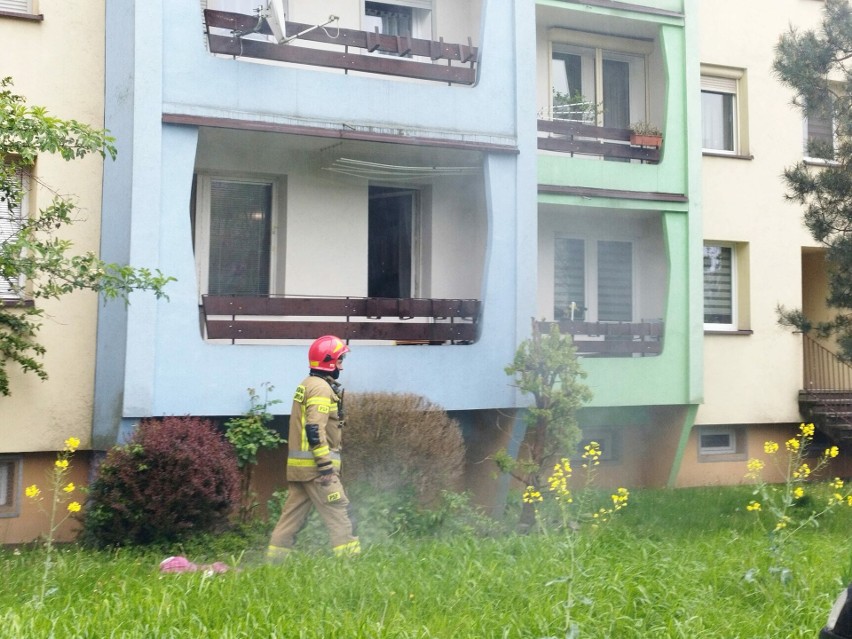 Pożar w Knurowie w jednym z mieszkań przy ul. Lotników