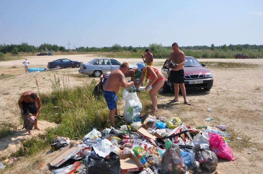 Wielkie sprzątanie plaży nad Pogorią IV