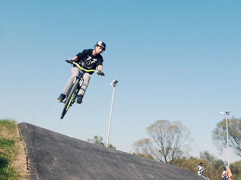 Otworzyli pumptrack w Nowym Sączu [ZDJĘCIA, WIDEO]