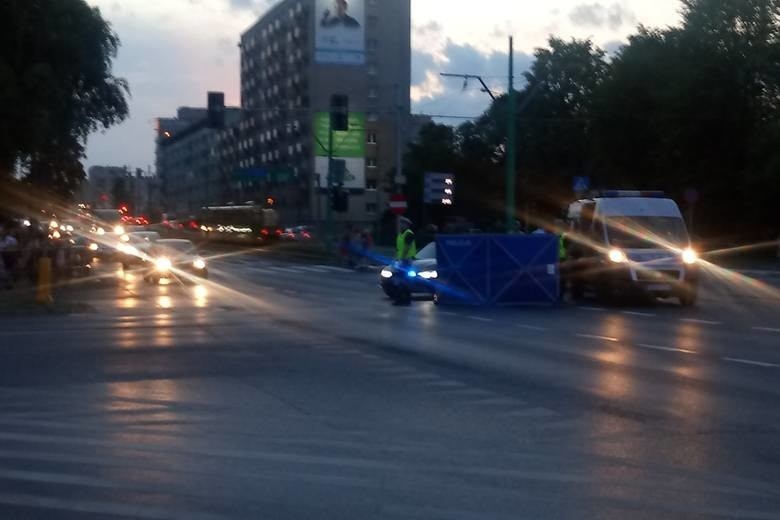 Motornicza tramwaju, który na ulicy Hetmańskiej w Poznaniu...