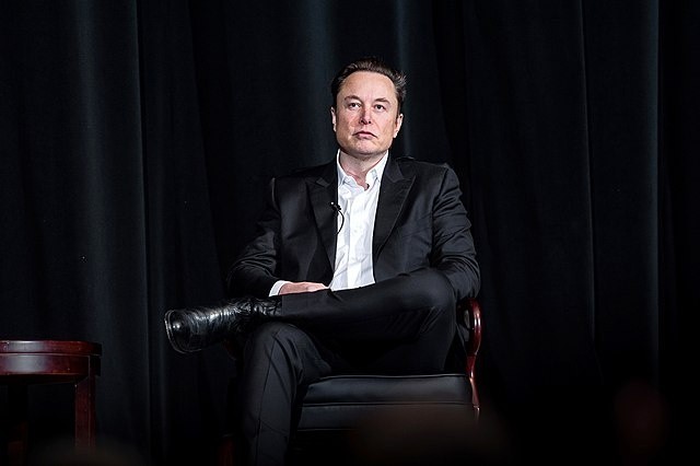 Elon Musk ogłosił, że SpaceX będzie dalej finansować systemy Starlink na Ukrainie.