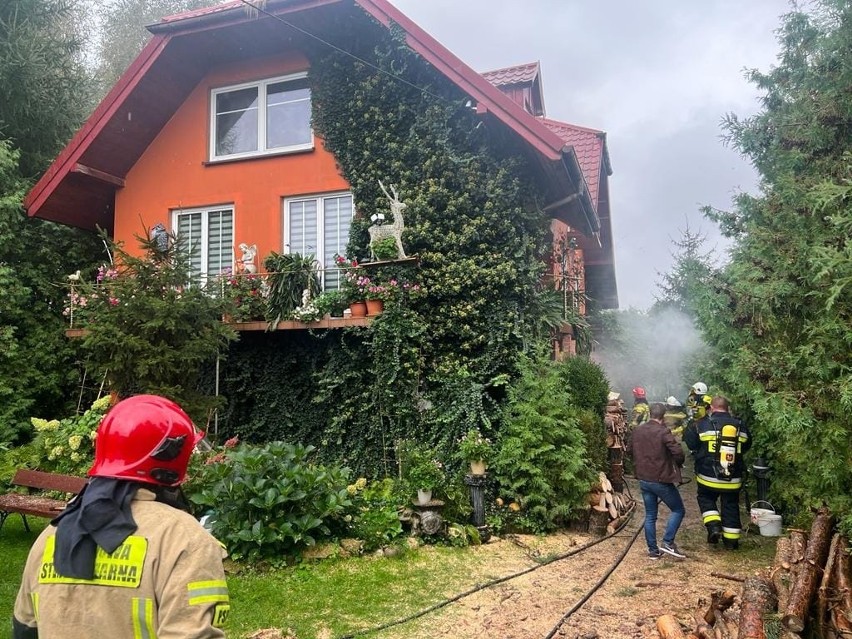 Pożar w domu w miejscowości Bizoręda w gminie Sobków.