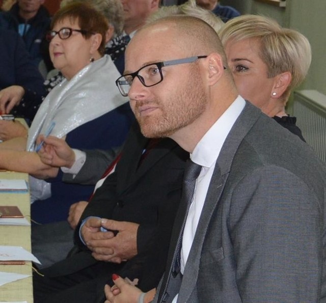 Wojciech Adamczyk nie mógł łączyć roli radnego i zastępcy burmistrza