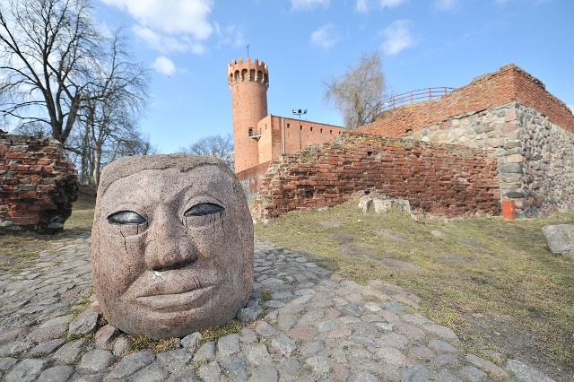 Zebraliśmy dla Państwa odpowiedzi kandydatów na burmistrza Świecia na temat kultury, dróg, komunikacji, edukacji, zdrowie, itp. Może pomoże to w ostatecznym wyborze.