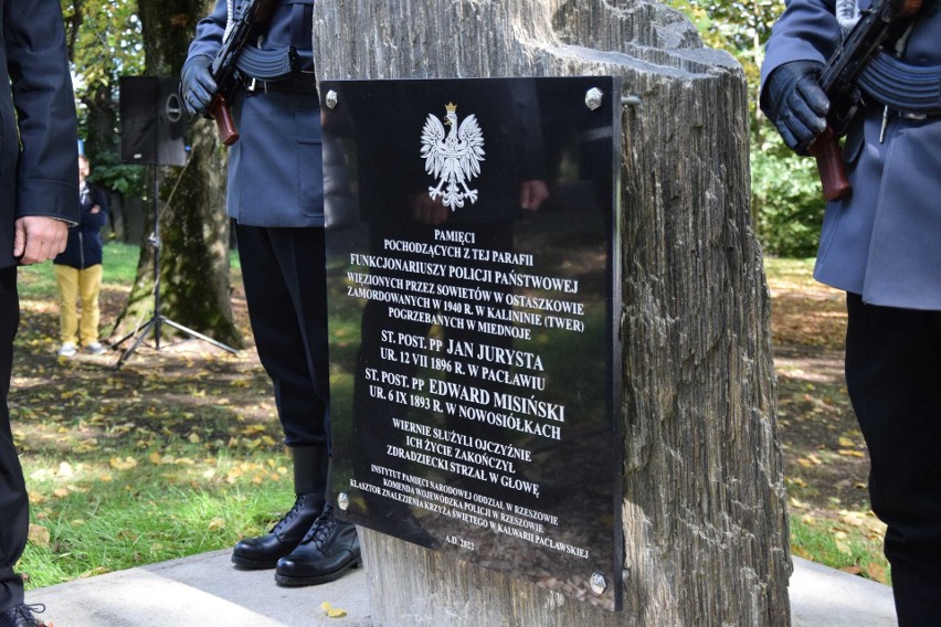 Przy klasztorze w Kalwarii Pacławskiej odsłonięto tablicę...