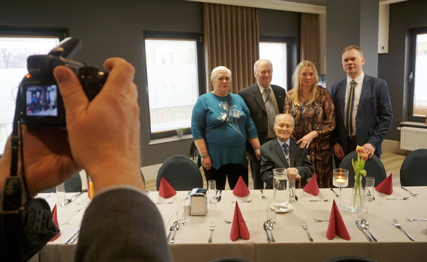 Bronisław Rydz dołączył do grona lubelskich stulatków. Zobacz zdjęcia