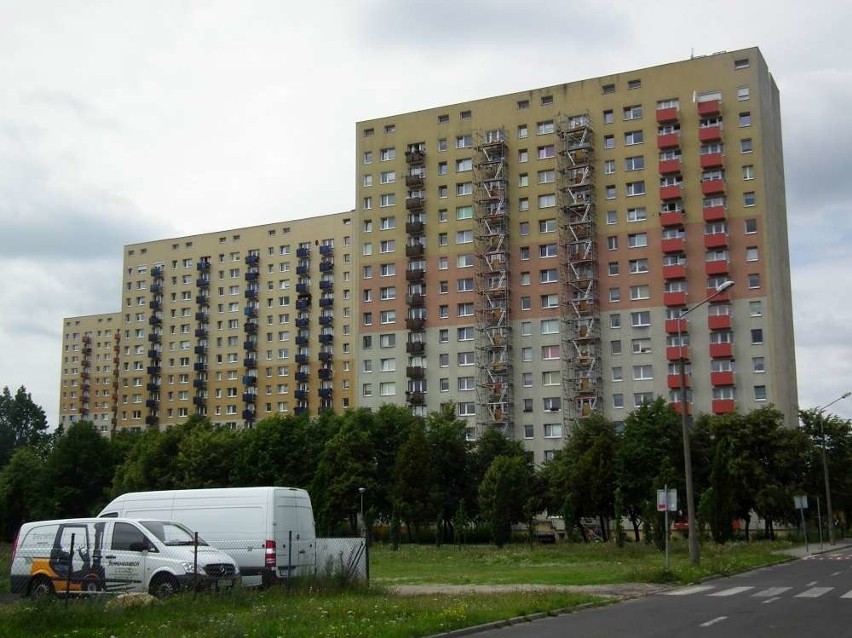 Do końca listopada wszystkie 143 balkony w bloku nr 20 na...