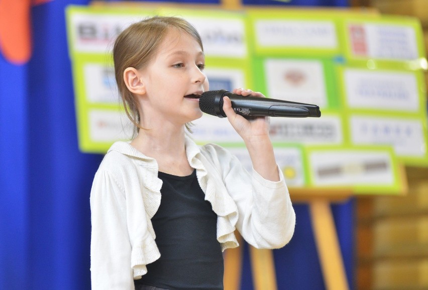 IV Międzyszkolny Festiwal Piosenki Angielskiej Sing Along w Radomiu. Śpiewali jak Justin Bieber