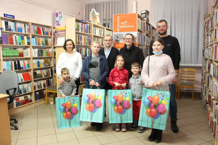 Najlepsi czytelnicy z gminy Przytyk zostali nagrodzeni za dużą liczbę przeczytanych książek