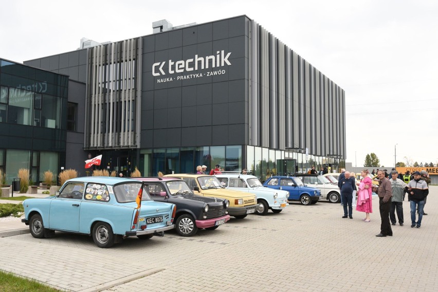 Motoryzacyjne cudeńka na zlocie motocykli i zabytkowych pojazdów "CK Technik" w Kielcach. Zobaczcie zdjęcia