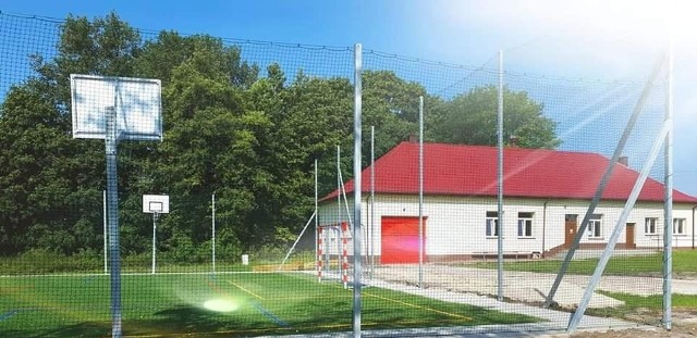 Impreza odbędzie się na boisku wielofunkcyjnym Fundacji Miśka Zdziśka w miejscowości Trzciniec, gmina Nagłowice.
