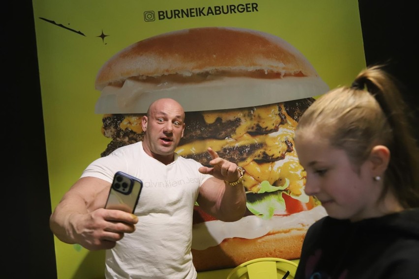 Burneika Burger ma już swój lokal w Katowicach. Na otwarciu...