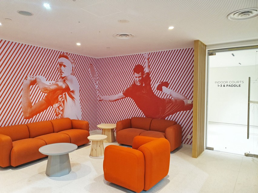 Olga Kurek z Katowic zaprojektowała wnętrza Akademii Tenisa Rafaela Nadala w Kuwejcie. Projekt powstał we współpracy z biurem z Paryża