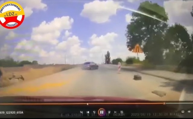 Jeden z kierowców nagrał moment, w którym doszło do wypadku