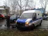 Wypadek na Lutomierskiej. Ranni policjanci i taksówkarz [zdjęcia, FILM]