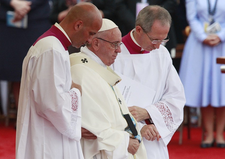 Wierni entuzjastycznie powitali papieża Franciszka na Jasnej Górze