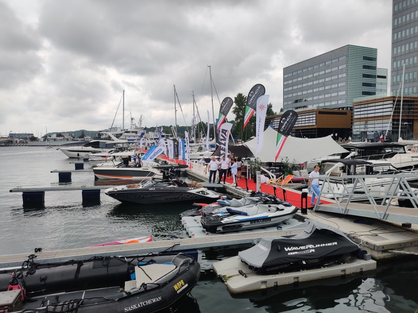 Polboat Yachting Festival 2021. Święto polskiego przemysłu jachtowego. Piękne jachty w Marinie Yacht Park w Gdyni