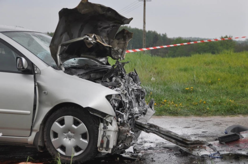 Śmiertelny wypadek w Masłowie. Nie żyje 21letni mężczyzna
