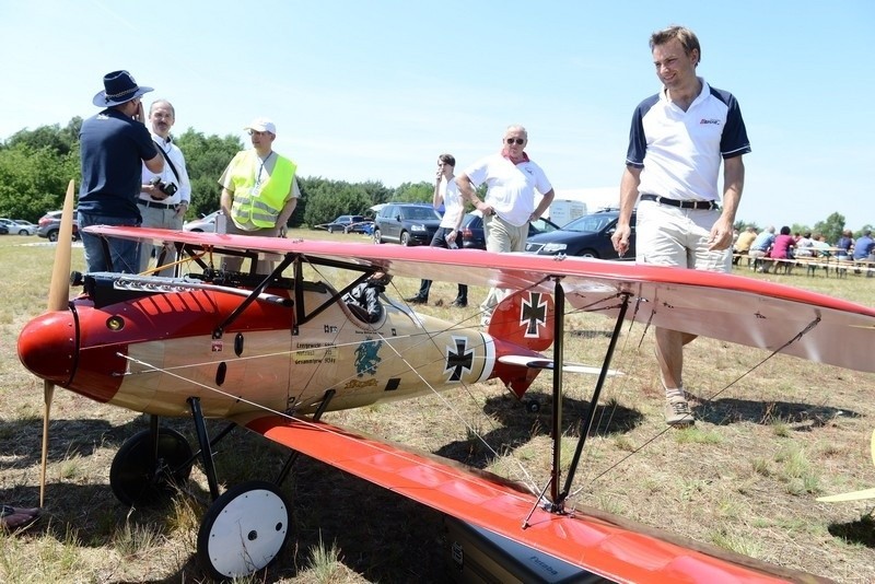 Zlot Gigantów 2014: Piknik modelarski w Kobylnicy