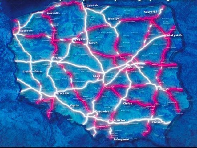 Białym kolorem zaznaczone są autostrady i ekspresówki już istniejące, a czerwonym te, które mają powstać w najbliższych latach