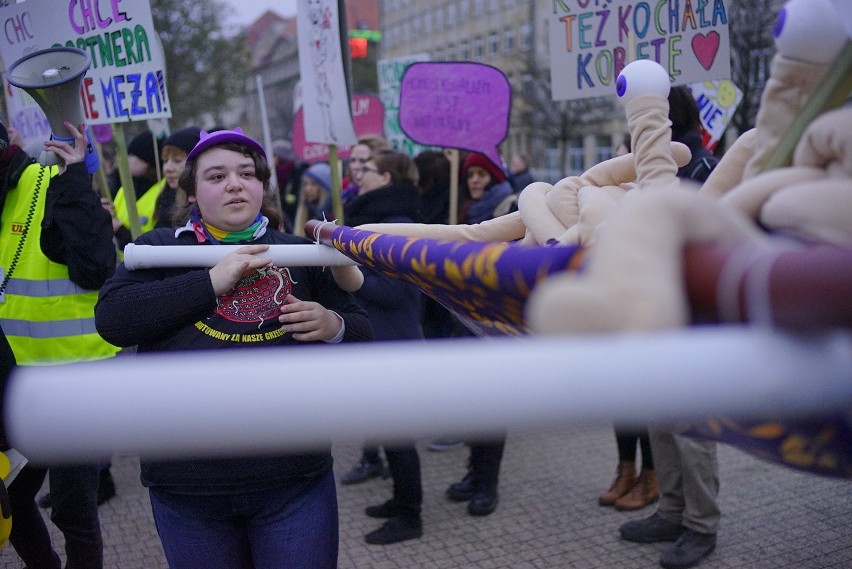 Przez Poznań przeszedł Marsz Równości [ZDJĘCIA]