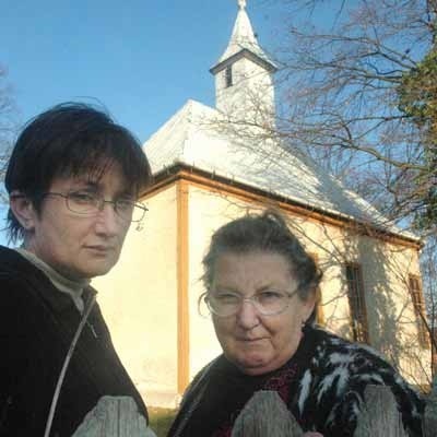 - Zrobimy wszystko, żeby zadbać o nasz kościół. Ale potrzebujemy wsparcia - mówią Małgorzata Czernik i Genowefa Godlewska.