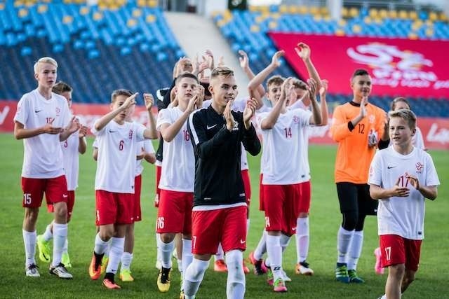 Tak cieszyli się młodzi reprezentanci Polski po wygranej 12:0 z Litwą. Fot. Tomasz Czachorowski