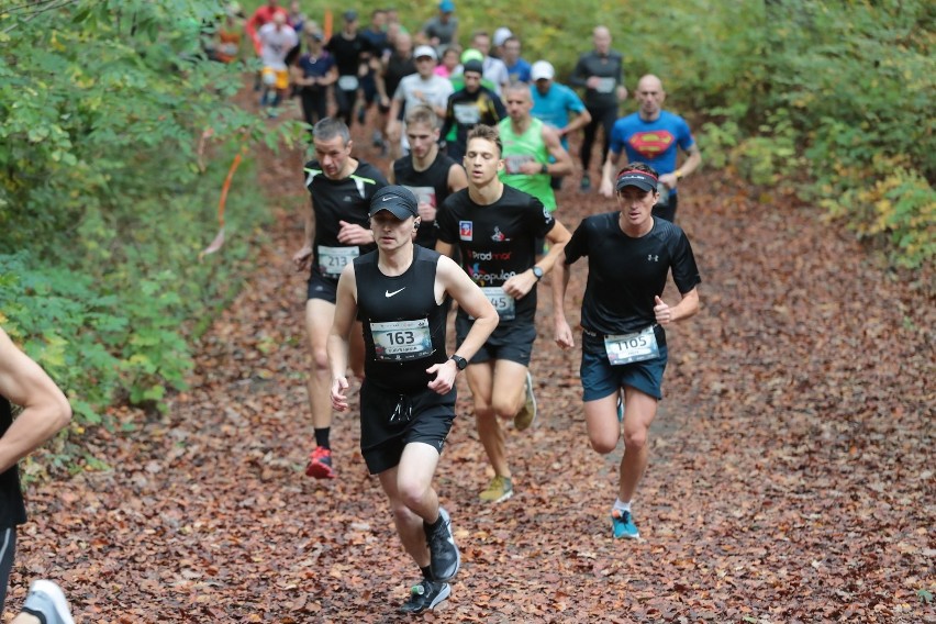 Niemal 700 osób na rozpoczęciu sezonu City Trail w Puszczy Bukowej w Szczecinie [ZDJĘCIA]