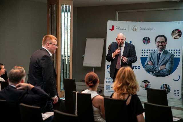 O możliwościach inwestowania w strefach specjalnych mówił Leszek Dec, prezes Suwalskiej Specjalnej Strefy Ekonomicznej - organizator białostockiej konferencji "Przedsiębiorco, inwestuj z ulgą".