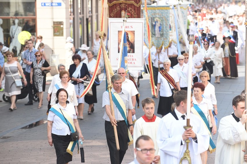 Procesja Bożego Ciała w Toruniu [zdjęcia]     