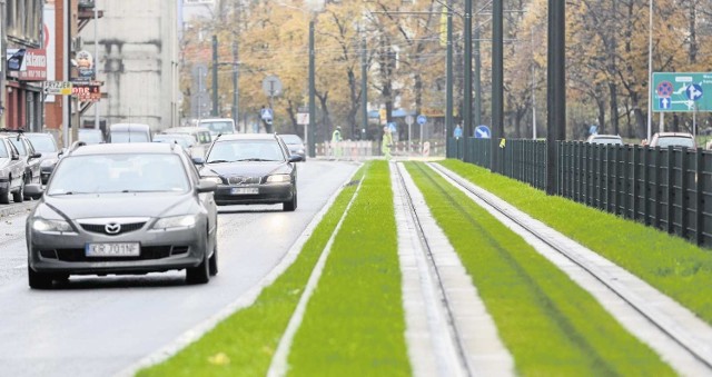 Ulica Mogilska znów w pełni przejezdna. Kierowcy odczują ulgę