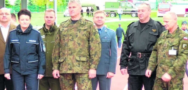 Buska komendant policji Marzena Piórkowska pokonała w biegu VIP-ów mundurową męską koalicję.