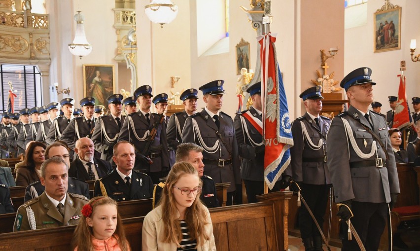 Komenda Powiatowa Policji w Sejnach ma już swój sztandar (zdjęcia)