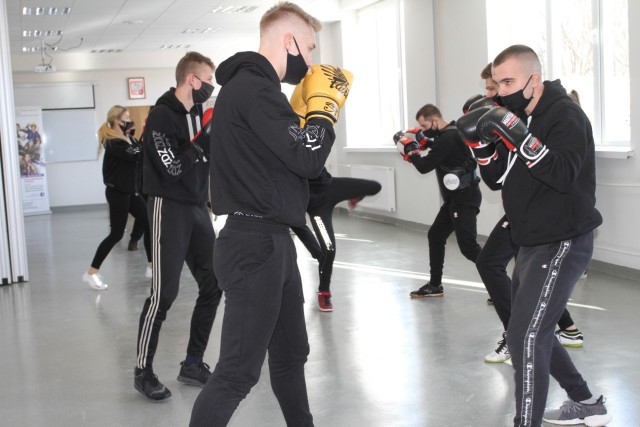 W programie zajęć na ferie, zorganizowanym przez szkoły ZDZ w Radomiu, są zajęcia ze sztuk walki.