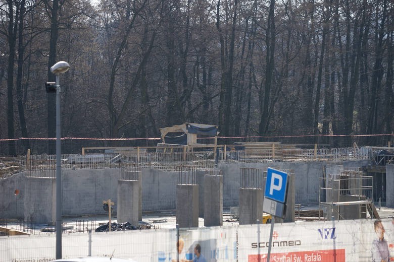 Zabudują wieżowcami park Drwinka? 