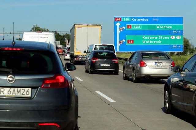 Korek na autostradzie A4 pod Wrocławiem. Zdjęcie ilustracyjne.