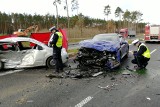 Tragiczny wypadek w Świeciu. Zderzyły się trzy samochody osobowe. Zginęły trzy osoby